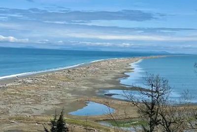 Image de Dungeness Bay Bungalow- The Ultimate Couples Retreat