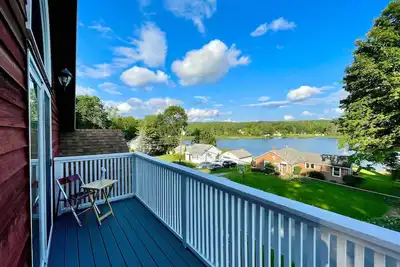 Image de Lakeside Berkshires Home Near Hiking & Skiing!