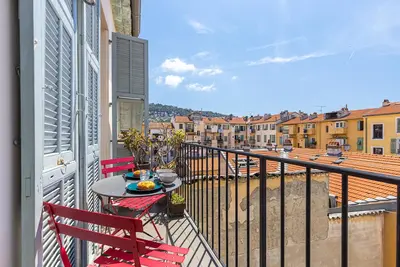 Image de Beau Duplex Quartier Port /Bonaparte