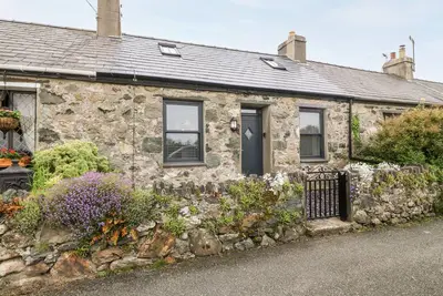 Image de 2 Rhoslyn, family friendly, character holiday cottage in Groeslon