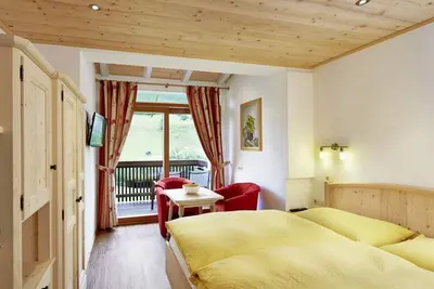 Image de Doppelzimmer mit Dusche, Wc und Balkon - Vordergugg