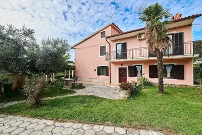 Image de Appartement de vacances Umag pour 1 - 6 personnes avec 3 chambres à coucher - Appartement de vacance