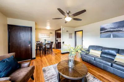 Image de Astaria Theater! Next door to Colorado Mesa University Walkable Urban Home.