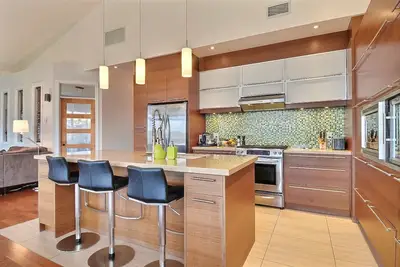 Image de Spacious 3 bedrooms apartment, river view!