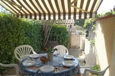 Image de Agréable petite villa 2 pièces mezzanine Mt St Martin Cap d'Agde