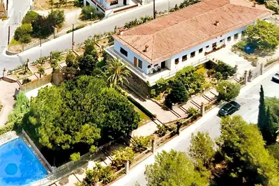 Image de Villa Grande for families by Hlclub Agency