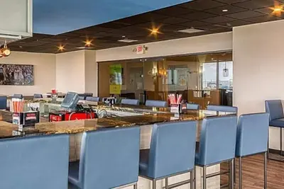 Image de Look No Further! 3 Classy Units, On-site Pool, Short Drive to Marlins Park!