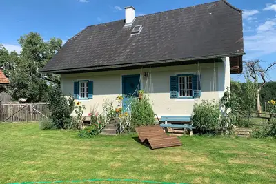 Image de Kellerstöckl am Bio-veganen Lebenshof - nur Hundefreunden Empfohlen!