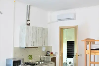 Image de Cozy Apartment With Balcony and Free Parking! !