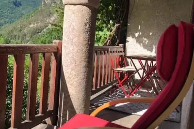 Image de Bel Appartement à 15 minutes du pré de Mme Carle
