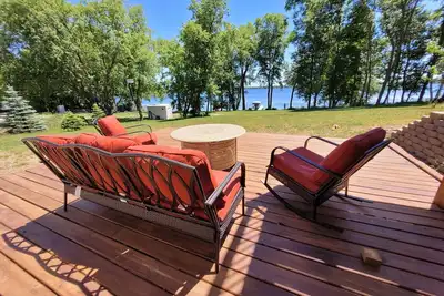 Image de Lake House with 100 Feet of Private Shoreline