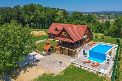 Image de Superbe maison à Bedenica avec WiFi