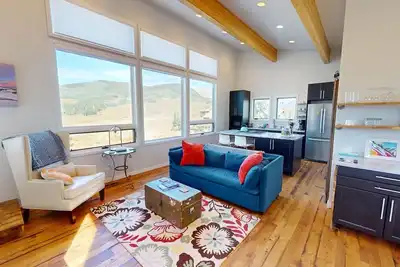Image de Lookout Over Lapis Apartment