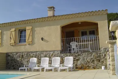 Image de Le Sapin B : Mooie Vakantiewoning met Zwembad in de Ardèche