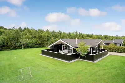 Image de Maison confortable à Hemmet avec sauna