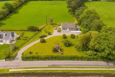 Image de 2 Bed Waterfront Property - Close To Courtmacsherry