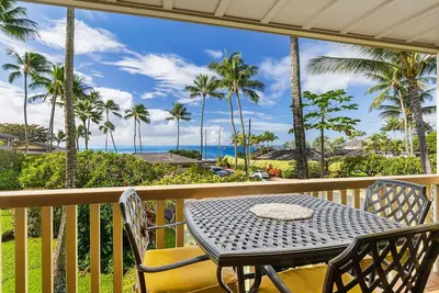 Image de Nihi Kai #404 By Parrish Kauai - best Poipu Beach location with Ac!