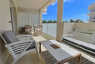 Image de Loggia Verde -Appartement spacieux et lumineux dans une résidence à 450m de la mer. (ref 351177)