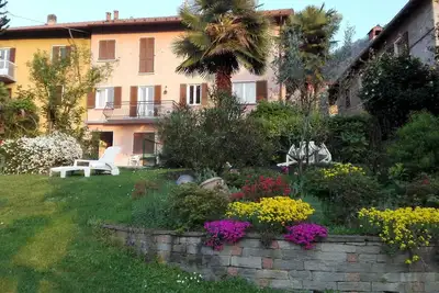 Image de Bellavista mit Balkon, Garten und Seeblick