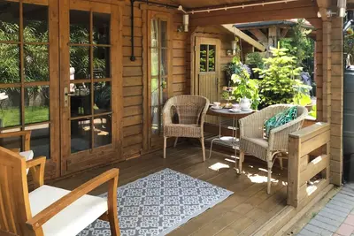 Image de Oakwell Lodge is a lovely detached lodge with wood burner and just a short distance to the coast.