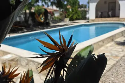 Image de \"Cologne\"@Marisol : 300m de la plage, piscine privée, A/C, WiFi, plage pour chiens