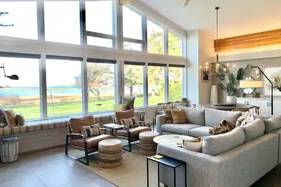 Image de Tierra Del Mar, Oregon, Private Lake home, steam room, sleeps 8