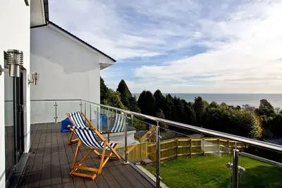 A spacious, three bedroom house with sea views and a sunny balcony.