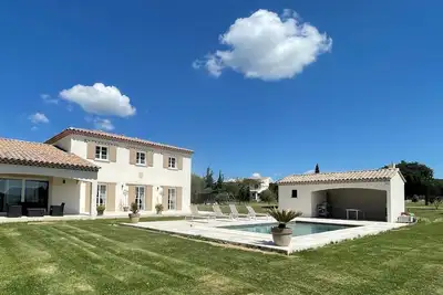 Image de La Bastide Cezanne, natural elegance…