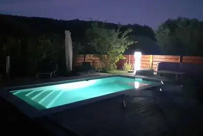 Image de Maison de charme avec piscine au coeur des vignes à Hyères  4 à 6 personnes