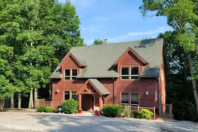 Image de Private Lake Cumberland Lodge with Breathtaking Views, Sleeps 20+