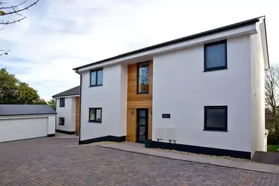Image de 4 bedroom accommodation in Teignmouth