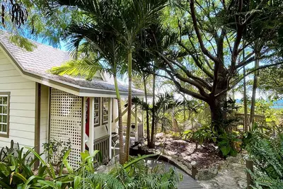 Caribbean \/ Atlantic Ocean Views \/ Near Twin Cove Beach \/ Garden Oasis Setting.