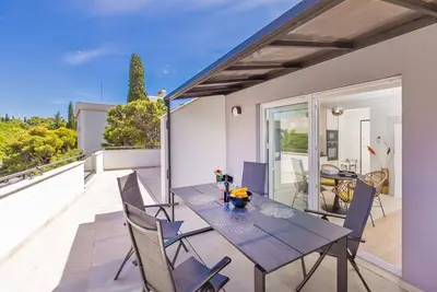 Image de Apartment Life Plus - Two Bedroom Apartment with Terrace