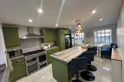 Image de Luxury Town House with Sea View and Hot Tub