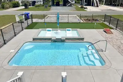 Image de Beauiful-5br/3ba Ocean View-2nd Row Home -Hot Tub-Sleeps 12