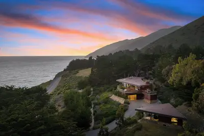 Image de Villa Big Sur Coast • Luxury Get-Away That Sleeps 10+ W\/ Gym, Poker Room & More