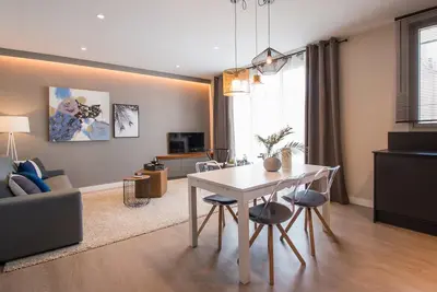 Sitges Spaces Seaside Beach Flat- 4 Chambres / 2 Bains /Terrasse - Jusqu'à 8