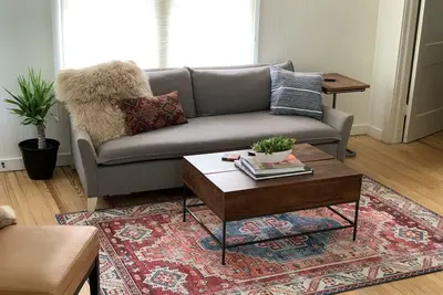 Image de Private Guest Home steps from Paseo Arts District