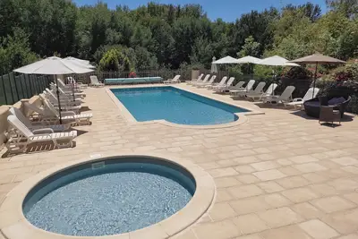 Image de Pagel, \"Soleil Levant\" Rdc, avec vaste jardin et piscine