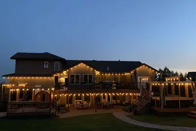 Image de Dragonfly Inn, Loft & Walkout Suites.