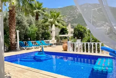 Image de Villa Apricus 3 Bedrooms sleeps 6 with Private pool plus Roof top terrace