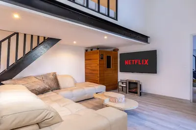 Image de Penthouse loft 5min palais des festivals and Beach