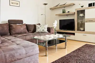 Image de Stadtnah mit Terrasse und Gartenruhe Direkt am Naturschutzgebiet