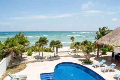 Image de 2 Bedroom (2 beds) Beachfront Condo Akumal 102