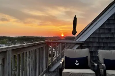 Image de Spacious, Comfy Condo in Ptown