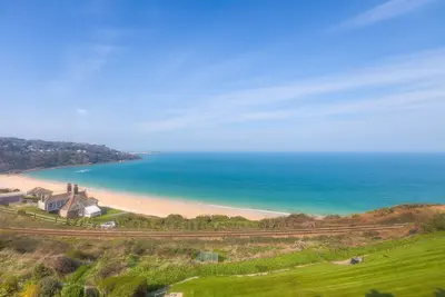Image de Golden Heights, family friendly, with a garden in Carbis Bay