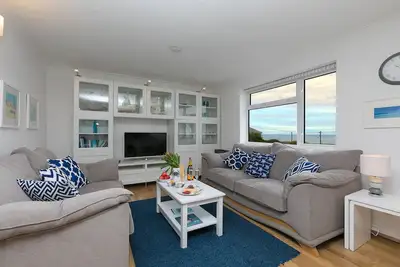 Image de Atlantic Waves, family friendly, with a garden in Carbis Bay