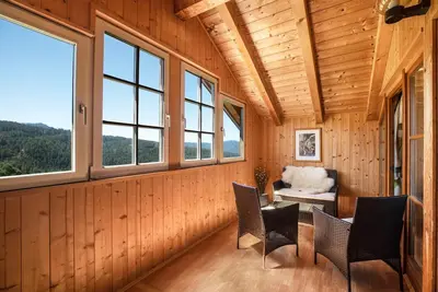 Image de Appartement \"Huanzhof Weißhorn\" avec vue sur montagne, jardin et terrasse