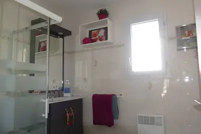 Image de Très jolie villa, tout confort, à deux pas de la plage