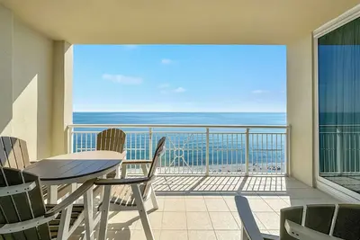 Image de Indigo 1403e | Beachfront | Heated Pool | My Beach Getaways
